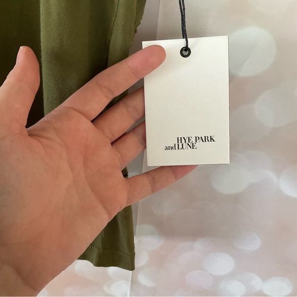 Hye Park & Lune Green Tank Top - Picture 5 of 6